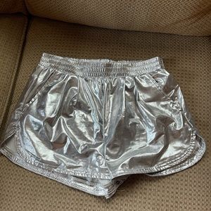 SILVER METALLIC SHORTS